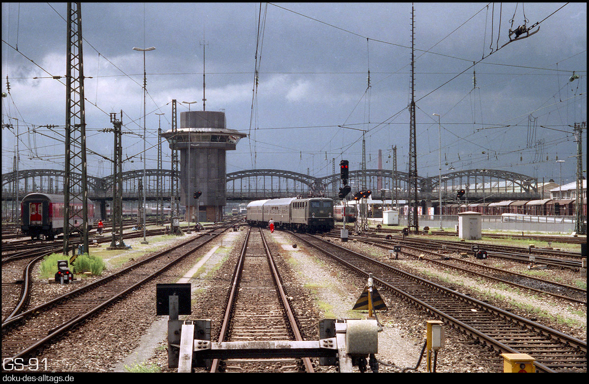 Gleis 27 36 Hbf München Strecken und Bahnhöfe
